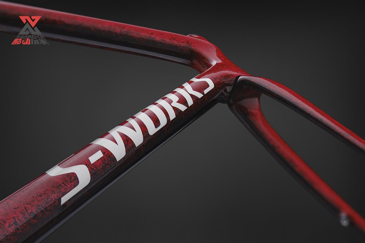 74927-06_TARMAC-SL9-SW-FRMSET-VIVRED-TARBLK-WHT_DOWNTUBE-DETAIL_15037_b.jpg